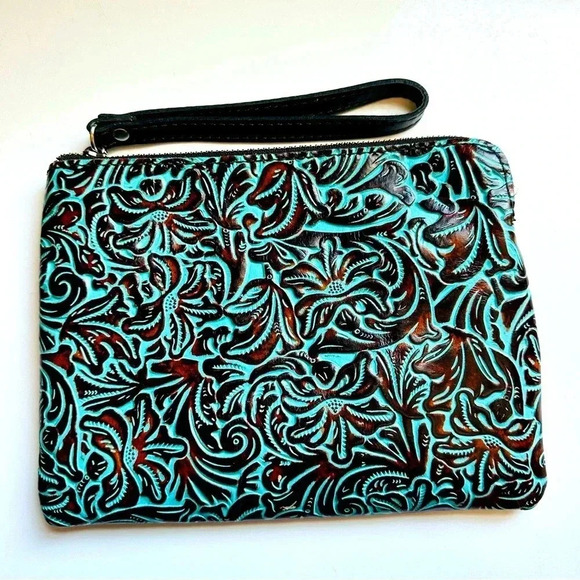 NWOT Patricia Nash Turquoise Tooled Leather Cassini Wristlet - Picture 1 of 8